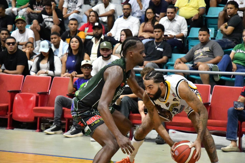 Enriquillo vence Parque Hostos y clasifica a semifinales TBS LV imagen