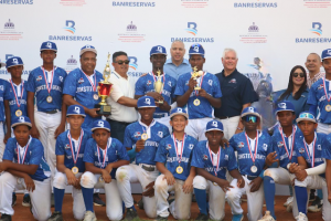 Los Constituyentes campeones Clásico Infantil U12 Banreservas