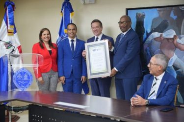 UASD reconoce a Víctor “Ito” Bisonó por aportes académicos