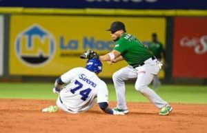 Toros asumen segundo lugar en beisbol de RD; Estrellas ganan Toros asumen segundo lugar en beisbol de RD; Estrellas ganan