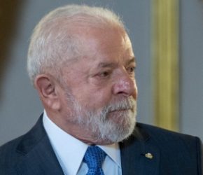 BRASIL: Lula da Silva formaliza su candidatura a la reelección