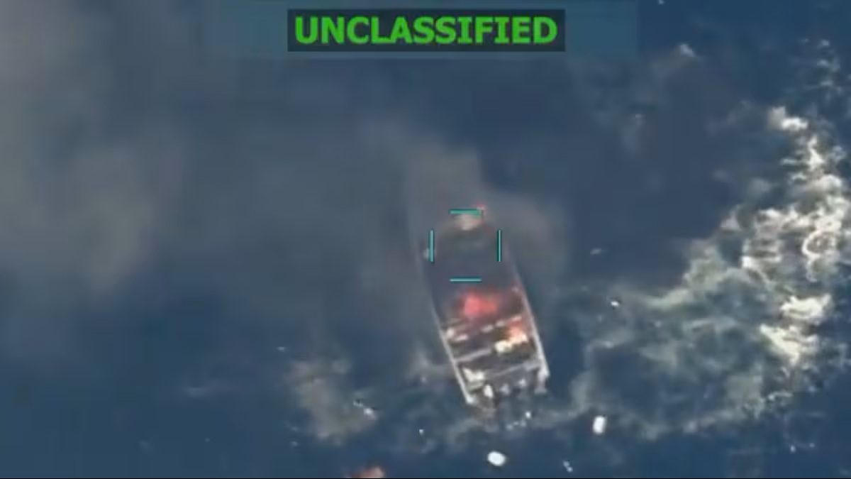 EU bombardea otra supuesta «narcolancha» en el Pacífico imagen