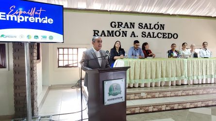 Lanzan plataforma empresarial «Espaillat Emprende» en Moca