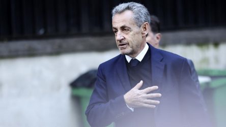 FRANCIA: Sarkozy sale prisión tras juez ordenar su liberación FRANCIA: Sarkozy sale prisión tras juez ordenar su liberación