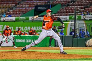 Aguilas se consolidan en primer lugar; Estrellas y Toros triunfan