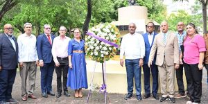 UASD rinde homenaje en natalicio de Máximo Gómez