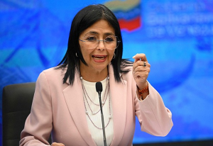 Denuncian EU busca convertir a Venezuela en su estado 51