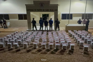 RD incauta más 1.5 toneladas de cocaína en una costa de Peravia