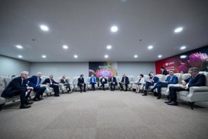 Los aliados de Ucrania rechazan parcialmente plan paz de Trump