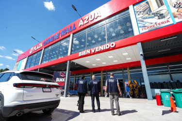 Intervienen tiendas chinas por subvaluación y evasión fiscal