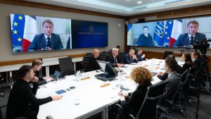 UCRANIA: Zelenski dice estar «preparado» para plan de paz