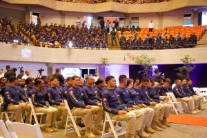 Juramentan 865 nuevos agentes migratorios en Dominicana