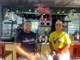 Empresarios dominicanos Jesús Shulterbrandt y Glorybel Rosis se destacan en Tórtola