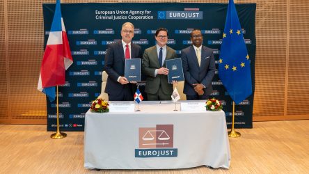Dominicana y la Unión Europea firman un acuerdo cooperación Dominicana y la Unión Europea firman un acuerdo cooperación