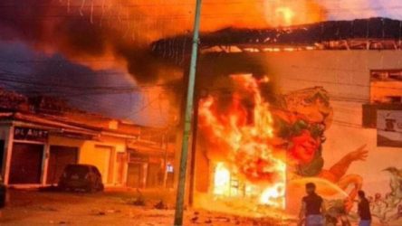 COLOMBIA: Explosión de moto bomba deja una docena heridos COLOMBIA: Explosión de moto bomba deja una docena heridos