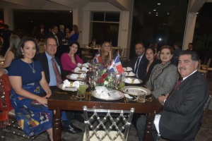 BOLIVIA: Noche dominicana de Tabaco y Ron en Mallasilla