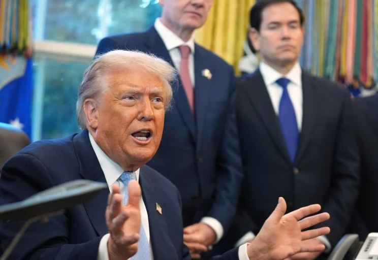 Trump no descarta operaciones contra México y Colombia Trump no descarta operaciones contra México y Colombia