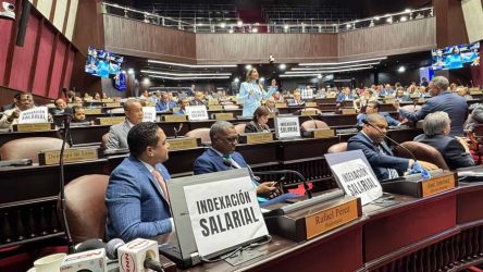 El PRM se impone y aprueba presupuesto billonario del 2026