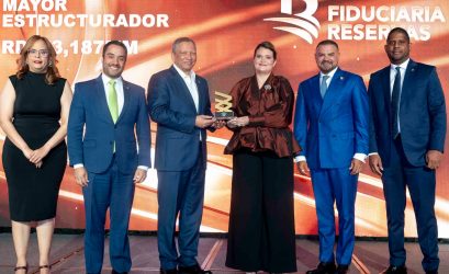 Reconocen labor de Fiduciaria Reservas en la Rep. Dominicana Reconocen labor de Fiduciaria Reservas en la Rep. Dominicana