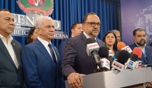 Gobierno deposita proyecto de fusión de ministerios Educación