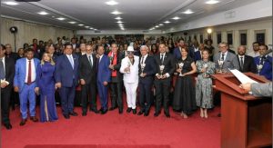 Entregan premios “El Poder de la Opinión 2025” en acto en SD Entregan premios “El Poder de la Opinión 2025” en acto en SD