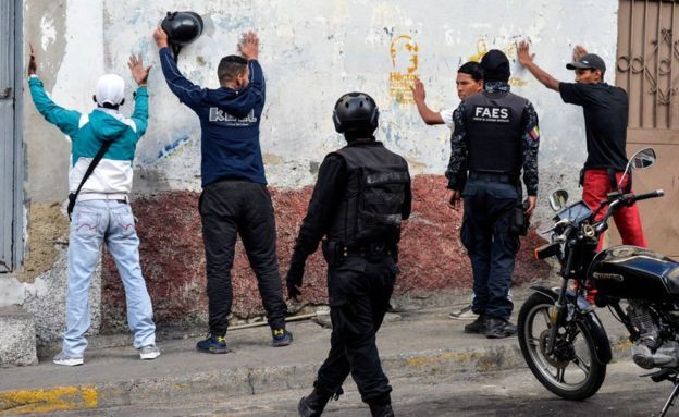 Excarcelan 71 estaban presos en Venezuela por hacer protestas