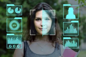 EE.UU. empieza a tomar fotos y datos biométricos de pasajeros