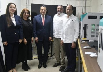 JCE inicia evaluación impresoras de nueva cédula de identidad JCE inicia evaluación impresoras de nueva cédula de identidad