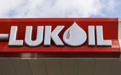 EEUU suspende parte sanciones impuso al petrolero ruso Lukoil