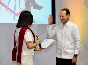 Arturo Del Villar juramentado como nuevo rector del INTEC Arturo Del Villar juramentado como nuevo rector del INTEC