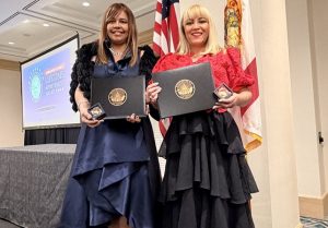 ORLANDO: Dominicanas reciben Moneda del Capitolio de EE.UU. ORLANDO: Dominicanas reciben Moneda del Capitolio de EE.UU.