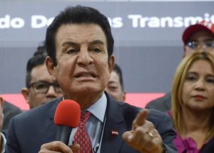 HONDURAS: Nasralla supera a Tito Asfura en conteo de votos