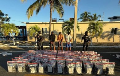 DNCD ocupa 429 paquetes de cocaína en las costas de Baní DNCD ocupa 429 paquetes de cocaína en las costas de Baní
