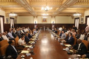 Presidente Abinader convoca consejo ministros y directores