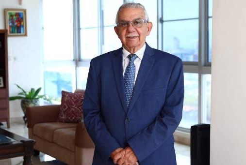 Abinader ordena reestructurar reglamento interno del Senasa Abinader ordena reestructurar reglamento interno del Senasa