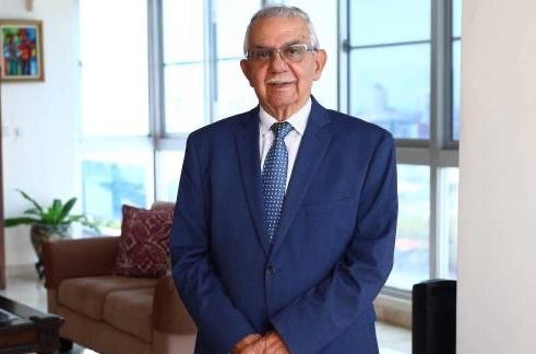 Abinader ordena reestructurar reglamento interno del Senasa Abinader ordena reestructurar reglamento interno del Senasa