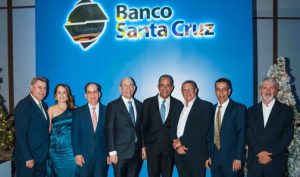 Banco Santa Cruz destaca su trayectoria y desempeño 2025 Banco Santa Cruz destaca su trayectoria y desempeño 2025