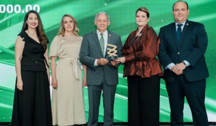 BANFONDESA es galardonado lÃder «Instrumento Sostenible» BANFONDESA es galardonado lÃder «Instrumento Sostenible»