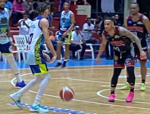 Lobos de Canastica empatan la serie final del TBS San Cristóbal