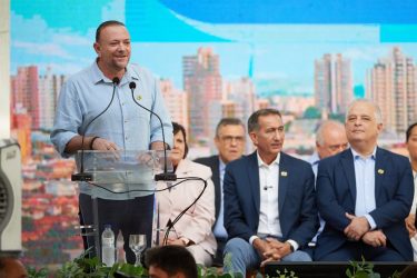 BRASIL: Critican candidatura a presidencia hijo de Bolsonaro BRASIL: Critican candidatura a presidencia hijo de Bolsonaro