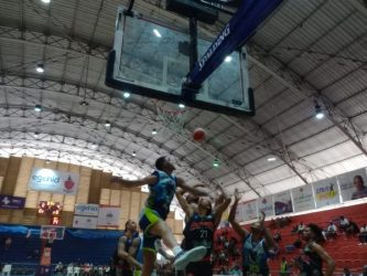 Lobos vence a Buitres y obliga decisivo partido final TBS SC Lobos vence a Buitres y obliga decisivo partido final TBS SC