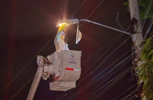 EDENORTE despliega operativo iluminación navideña en Cibao