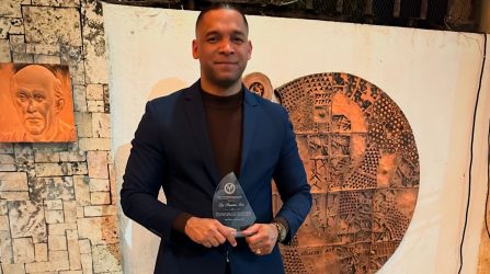 Cirujano exhorta a pacientes evitar los excesos en Navidad