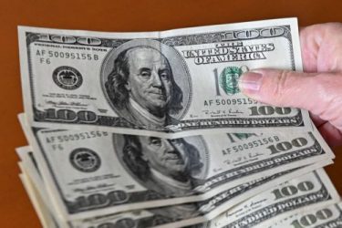 El dólar bajó otros 14 cts; este martes era vendido a RD$63.58 El dólar bajó otros 14 cts; este martes era vendido a RD$63.58