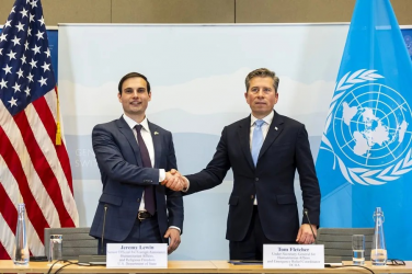 EE.UU. acuerda contribuir a la ONU con 2.000 millones dólares EE.UU. acuerda contribuir a la ONU con 2.000 millones dólares