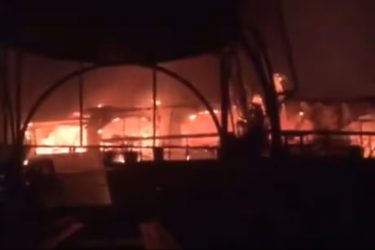 INDIA: Al menos 23 muertos por incendio en una discoteca INDIA: Al menos 23 muertos por incendio en una discoteca