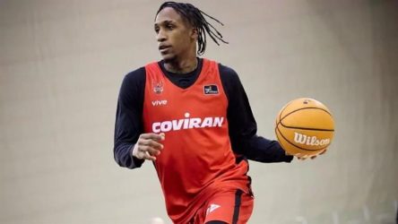 Dominicano Jassel Pérez debuta con el Covirán en basket España