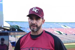 José Leger destaca equipo de los Gigantes en la serie regular