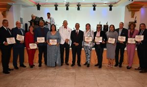 NY: Cientos van a gala y entrega reconocimientos de PreCoHis