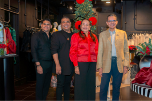 Rafael Rivero lanza su colección de fiesta “Holidays” en Santiago Rafael Rivero lanza su colección de fiesta “Holidays” en Santiago